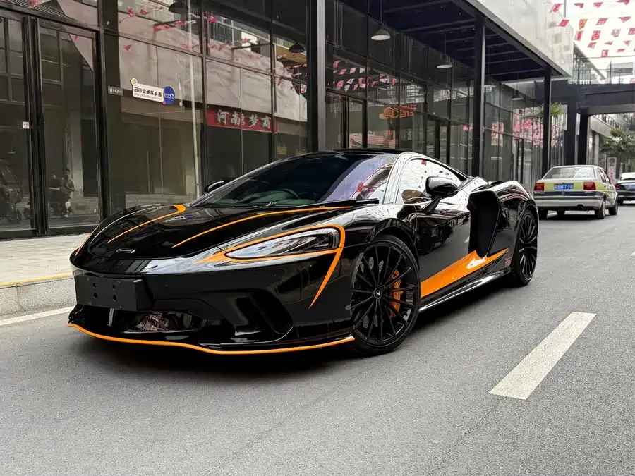 McLaren GT 2022