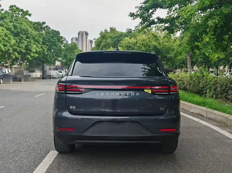 Leapmotor C11 Leapmotor C11 2023 Extended Range 200 Comfort Edition 2023 — миниатюра 2