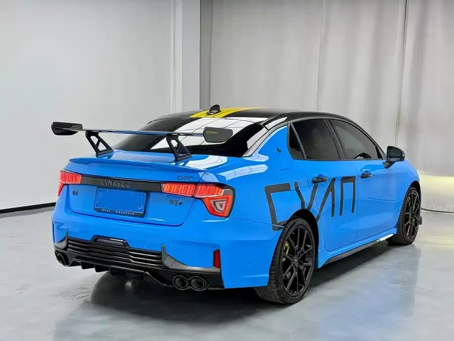 Lynk & Co 03 Lynk & Co 03 2022 03+ Cyan Custom Edition Performance Package 2022 — миниатюра 2