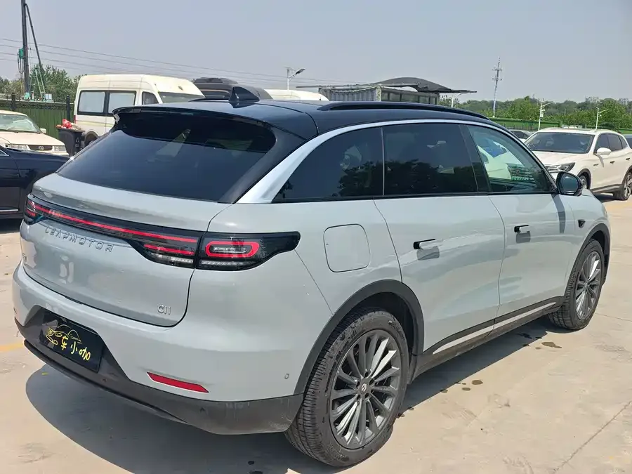 Leapmotor C11 Leapmotor C11 2024 Extended Range 300 Premium Edition 2024 — миниатюра 4