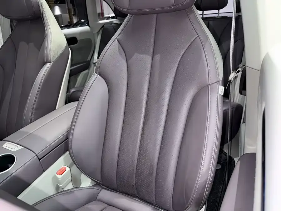 Leapmotor C11 Leapmotor C11 2023 Extended Range 180 Comfort Edition 2023 — миниатюра 5