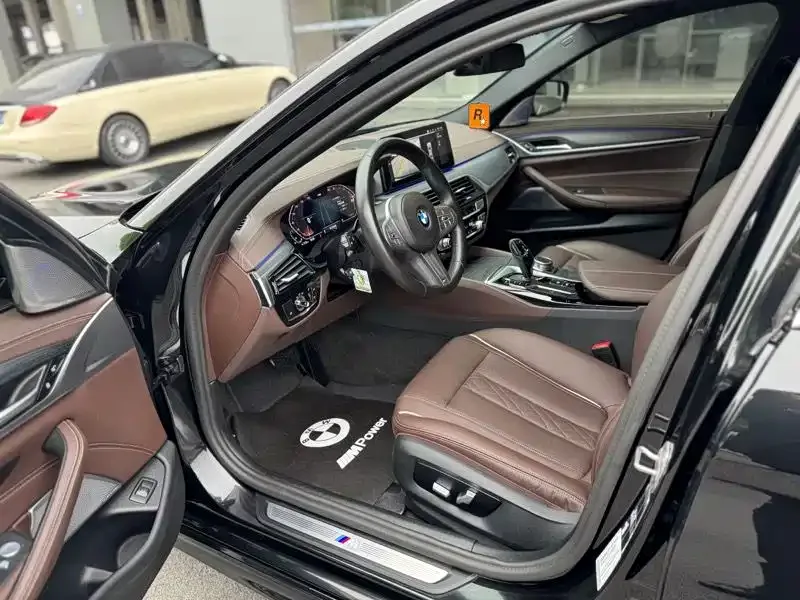 BMW 5 Series BMW 5 Series 2023 530Li Leading M Sport Package 2023 — миниатюра 4