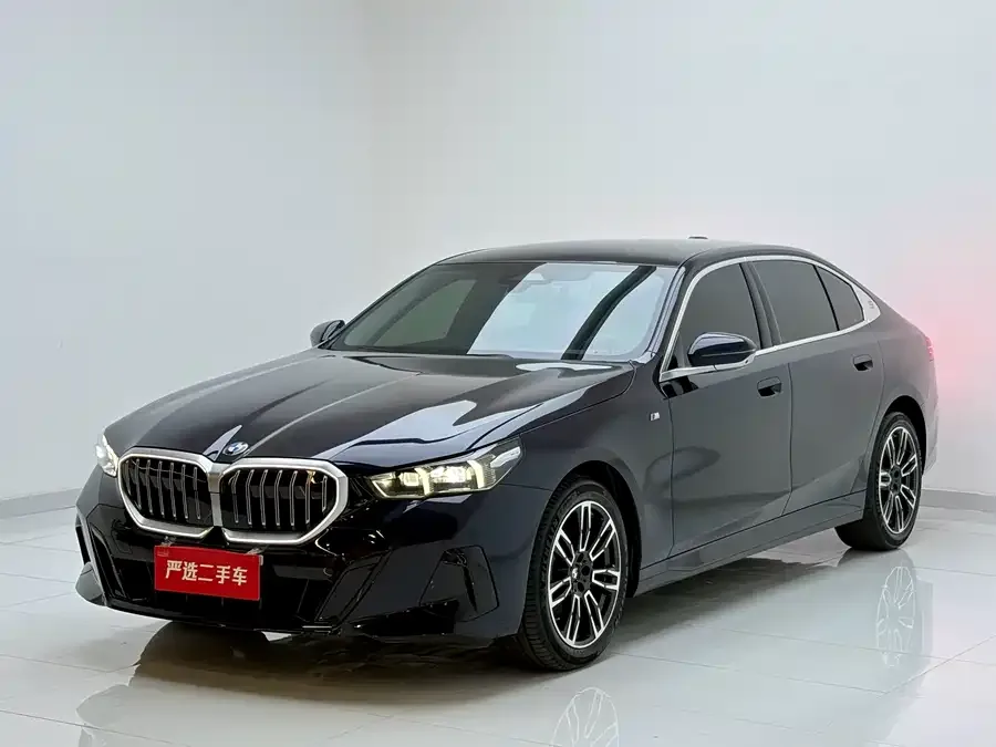 BMW 5 Series 2025