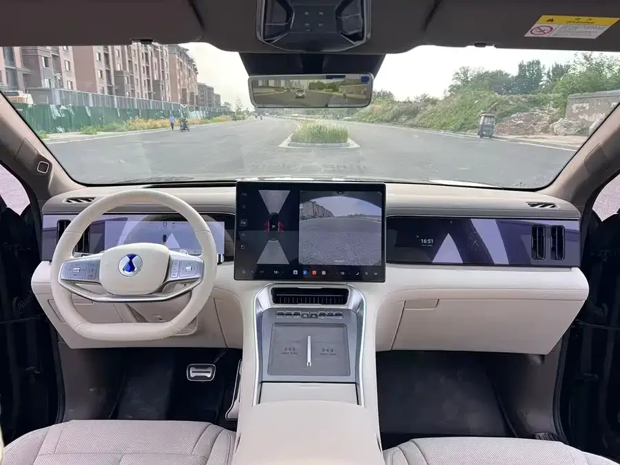 BYD N8L Denza N8L 2025 Flagship Model 2026 — миниатюра 2