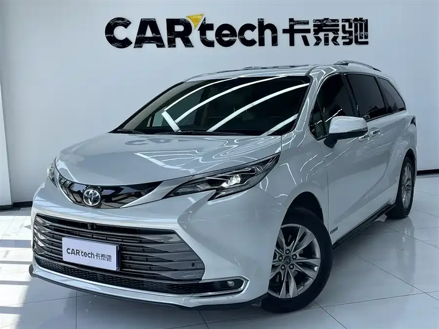 Toyota Sienna 2023