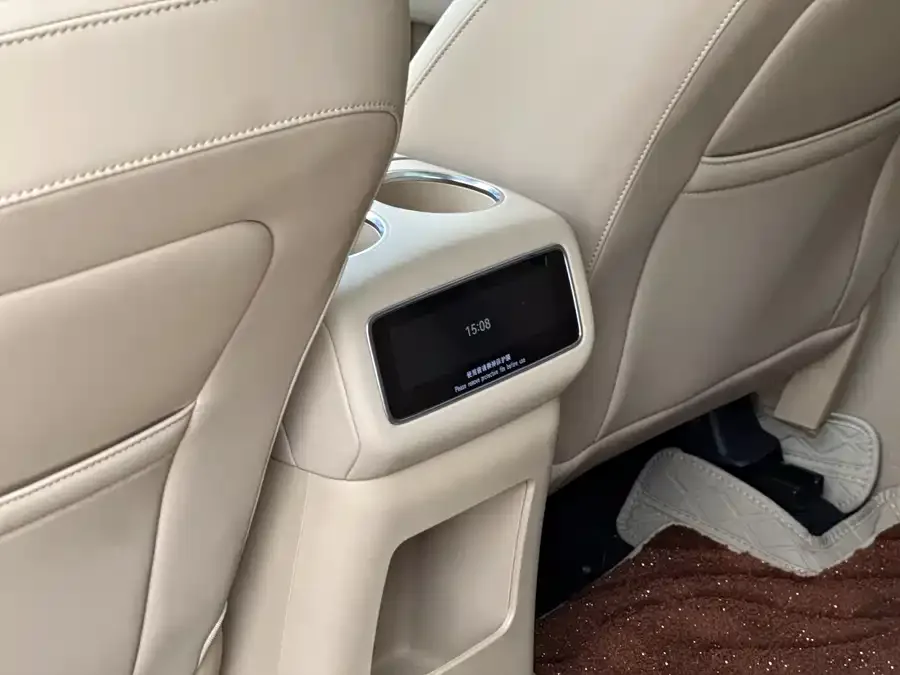 Chery Fengyun Fengyun T11 Fengyun T11 2026 220 Rear-Wheel Drive Dual IMAX Cinema Edition 2026 — миниатюра 4