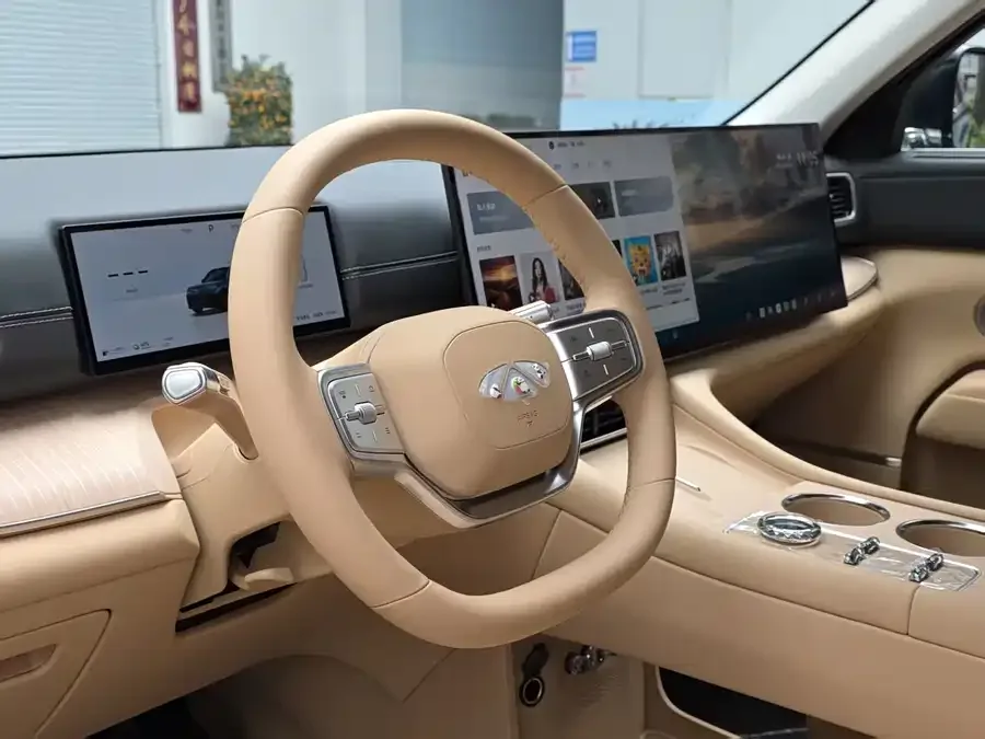 Chery Fengyun Fengyun T11 Fengyun T11 2026 Model 220 4WD Family Fun 2026 — миниатюра 5