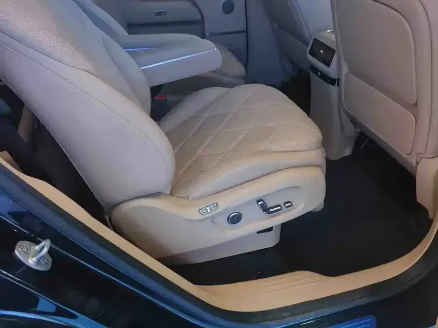 Chery Fengyun Fengyun T11 Fengyun T11 2026 Model 220 4WD Family Fun 2025 — миниатюра 2