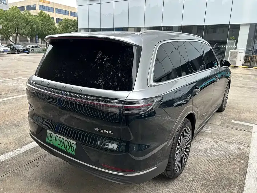 Chery Fengyun Fengyun T11 Fengyun T11 2026 Model 220 4WD Family Fun 2025 — миниатюра 5