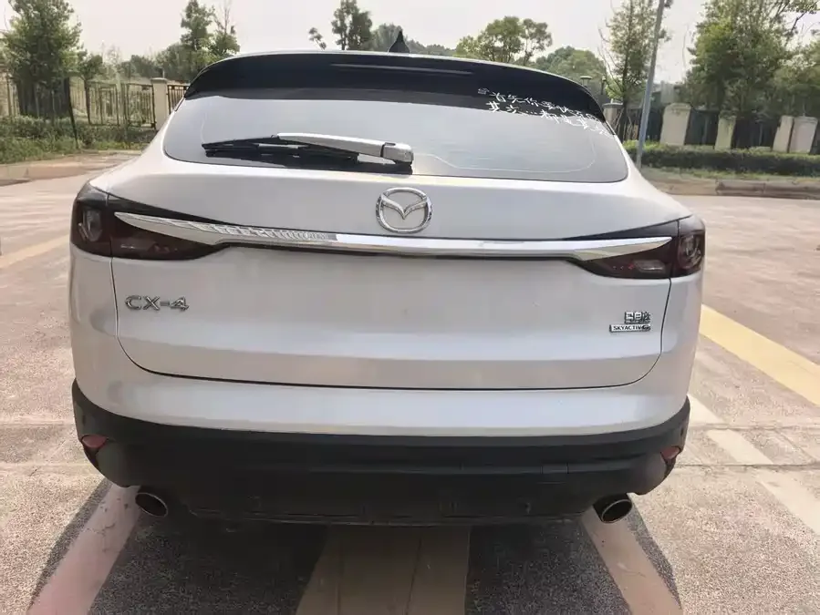 Mazda CX-4 2021 2.0L Automatic 2WD Blue Sky Vitality Edition 2023 — миниатюра 3