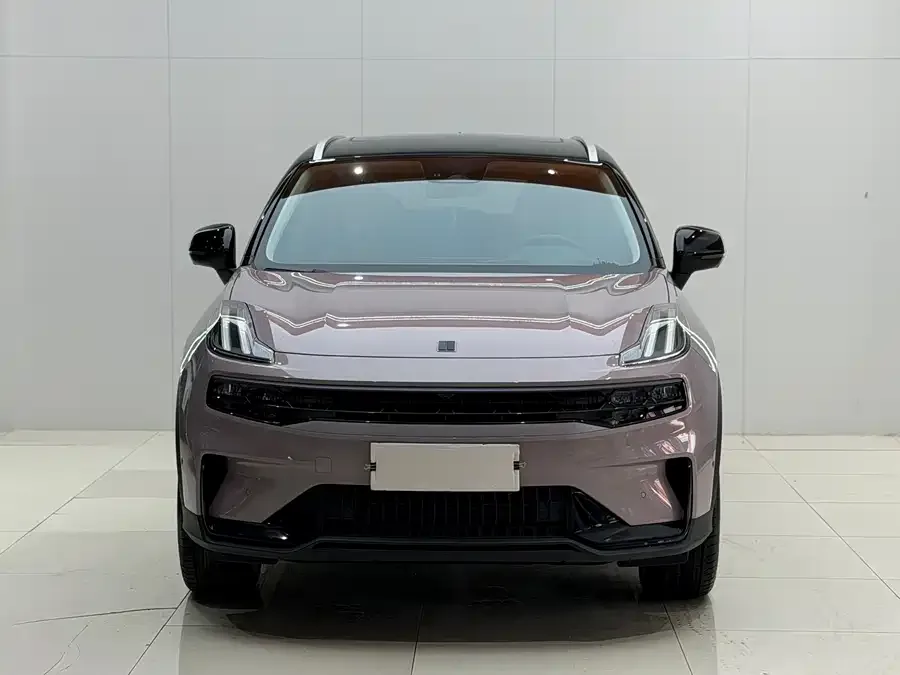 Lynk & Co 06 2023