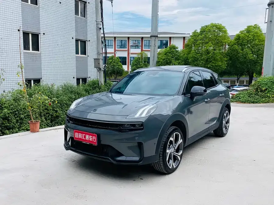 Lynk & Co 06 2023