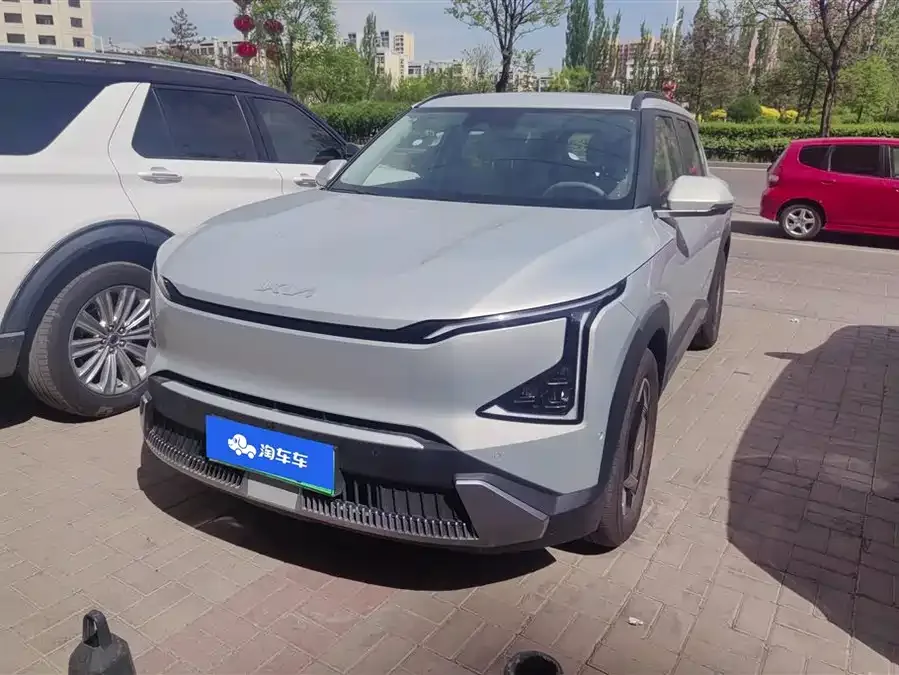 Kia EV5 2024 530 Air 2025 — фото 1, купить с доставкой в Москву