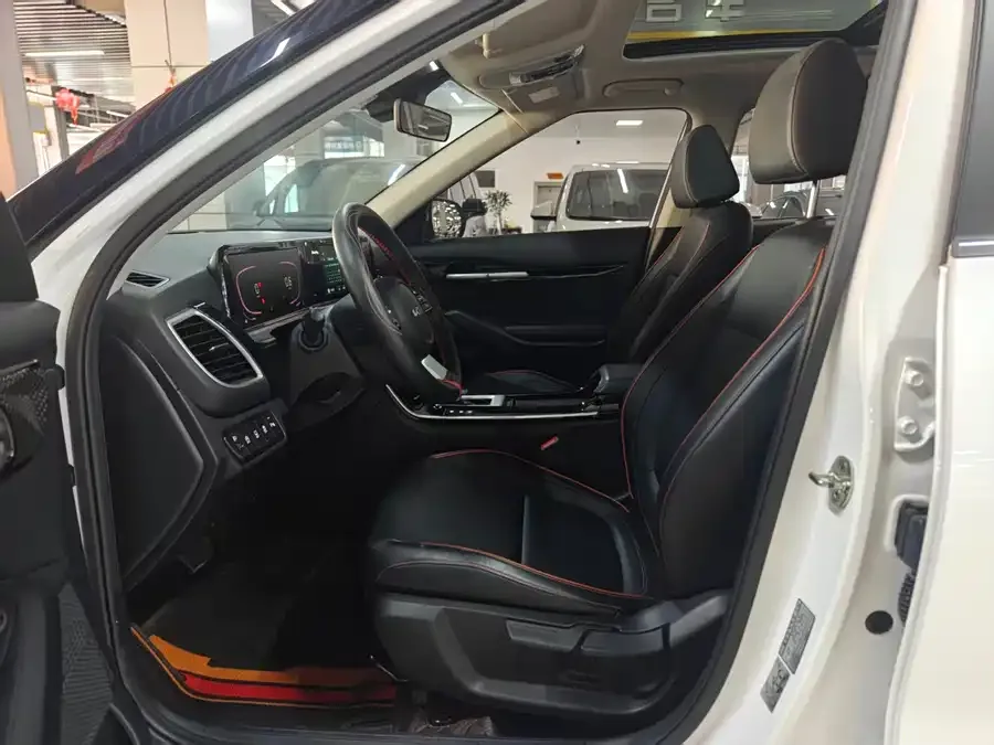 Kia Cyrus (Seltos) 2023 Certus 1.5L CVT Luxury Edition 2023 — миниатюра 2