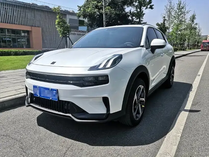 Lynk & Co 06 2023