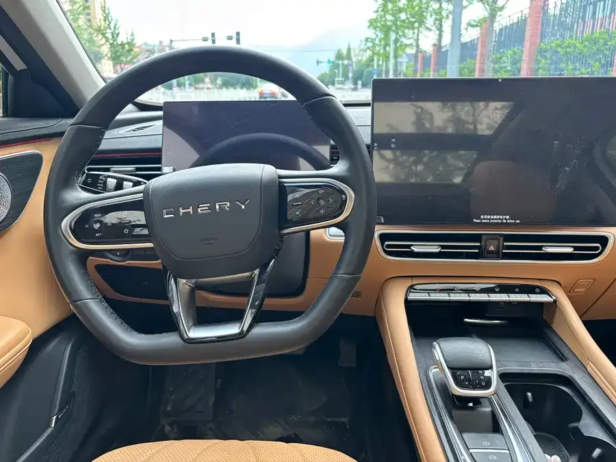 Chery Arrizo 8 PRO Chery Arrizo 8 PRO 2025 1.6T DCT Luxury Edition 2025 — миниатюра 3