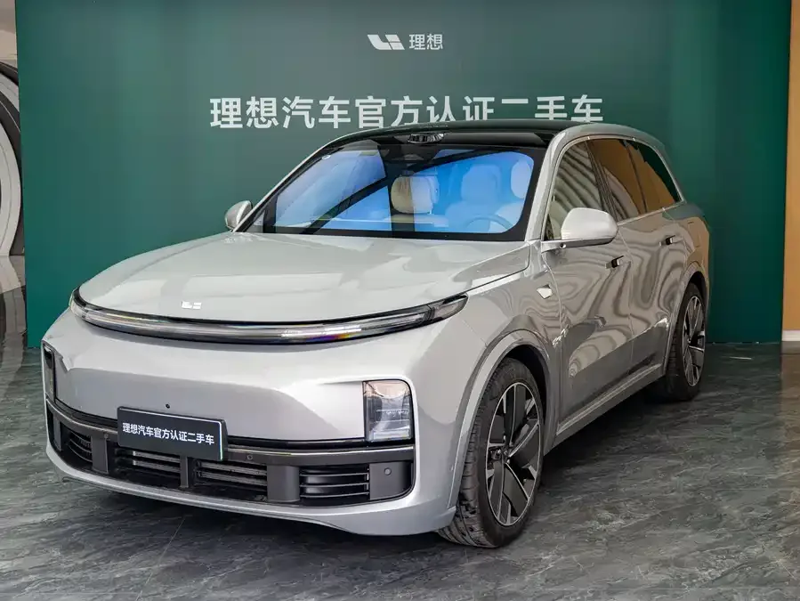 Li Xiang L8 2025