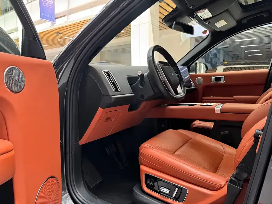 Li Xiang L8 Ideal L8 2023 Pro 2024 — миниатюра 3