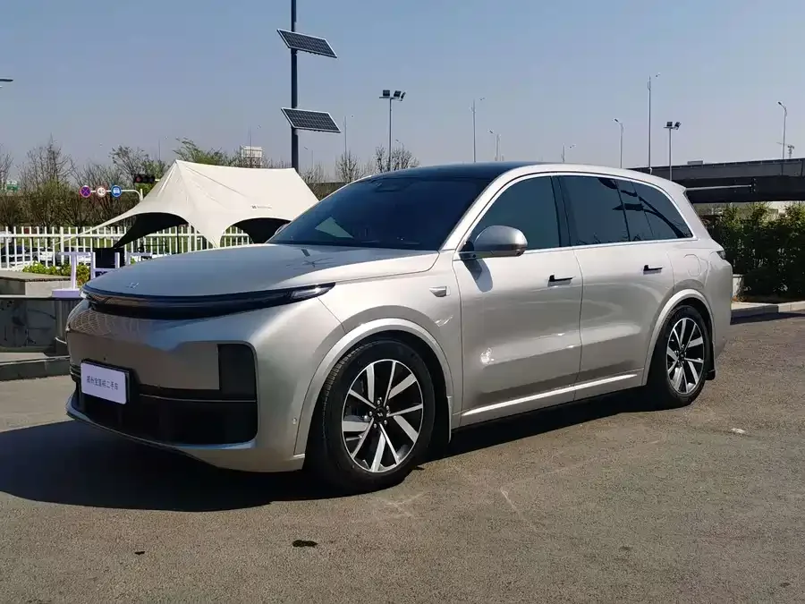 Li Xiang L8 2023