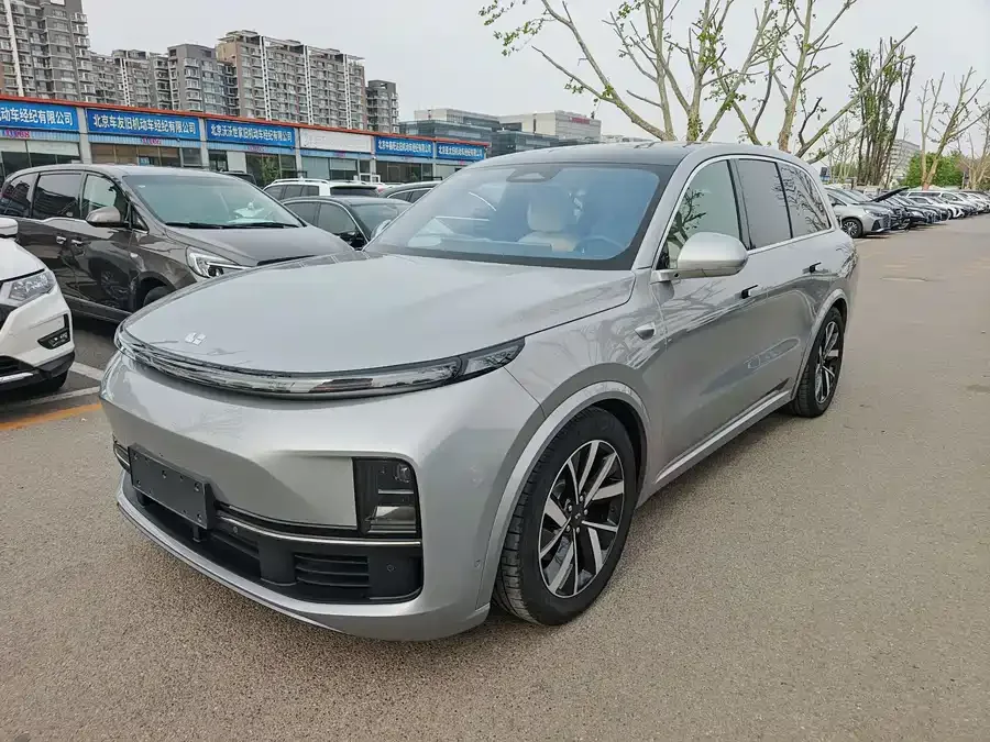 Li Xiang L8 2023