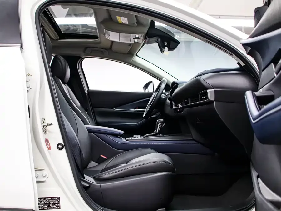 Mazda CX-30 2022 2.0L Automatic Quality Edition 2022 — миниатюра 4
