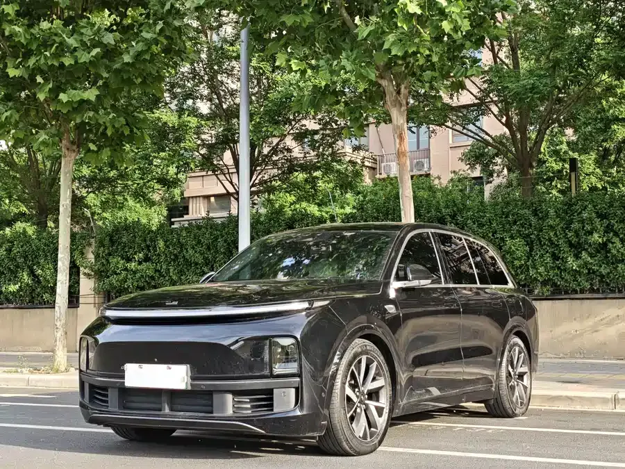 Li Xiang L8 2023