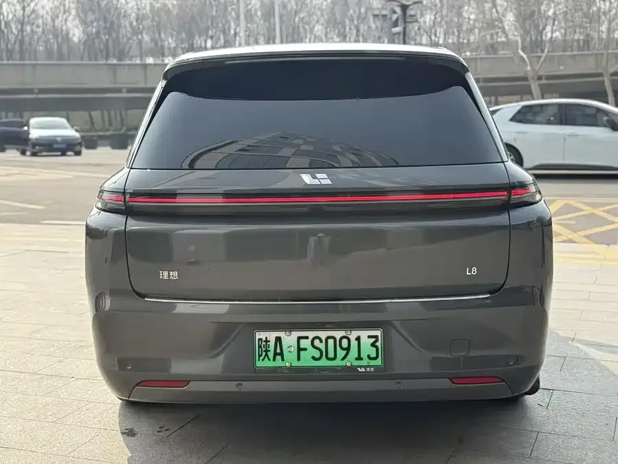 Li Xiang L8 Ideal L8 2023 Pro 2023 — миниатюра 2