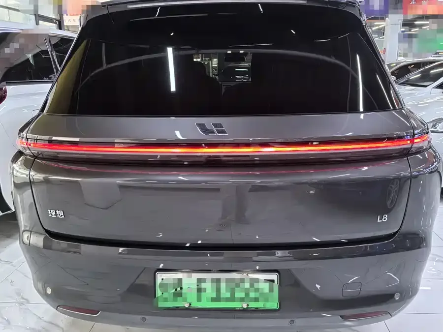 Li Xiang L8 Ideal L8 2023 Pro 2023 — миниатюра 2