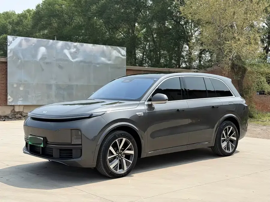 Li Xiang L8 2023
