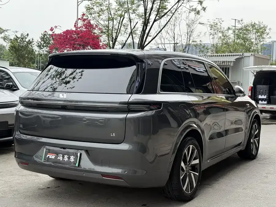 Li Xiang L8 Ideal L8 2023 Pro 2024 — миниатюра 4