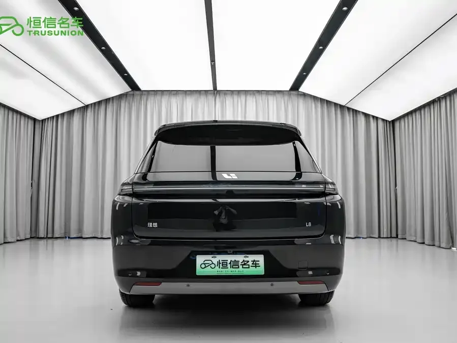 Li Xiang L8 Ideal L8 2024 Pro 2024 — миниатюра 2