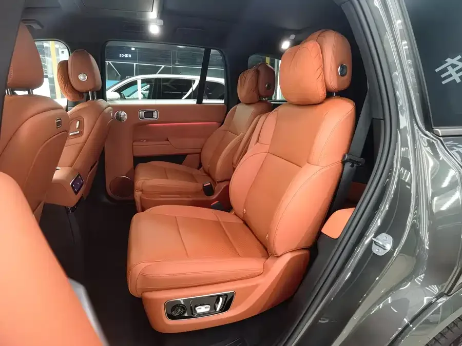 Li Xiang L9 Ideal L9 2025 Ultra Smart New Edition 2025 — миниатюра 3