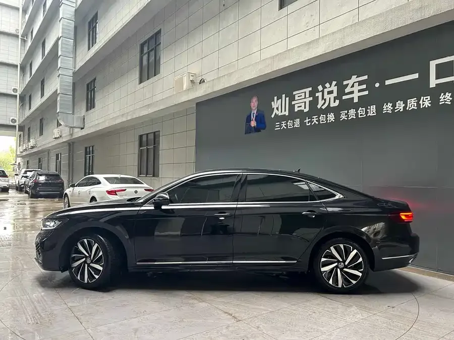 Volkswagen Passat Passat 2022 330TSI Star Elite Edition 2022 — миниатюра 3
