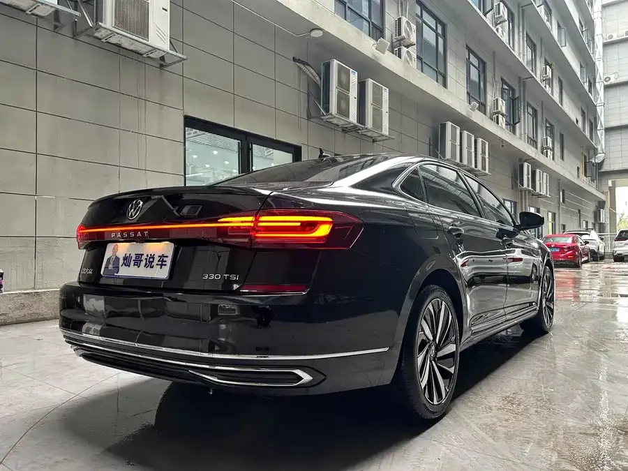 Volkswagen Passat Passat 2022 330TSI Star Elite Edition 2022 — миниатюра 5