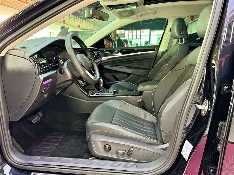 Volkswagen Passat Passat 2023 330TSI Star Elite Edition 2023 — миниатюра 5