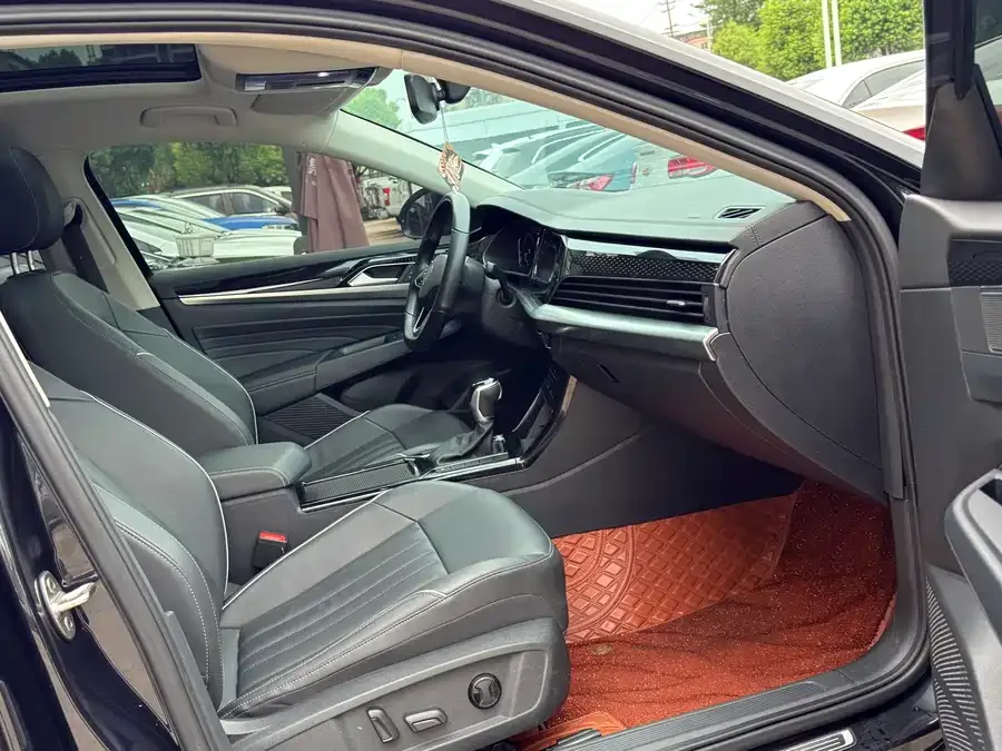 Volkswagen Passat Passat 2023 330TSI Star Elite Edition 2022 — миниатюра 3