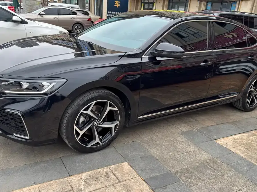 Volkswagen Passat Passat 2023 330TSI Star Elite Edition 2022 — миниатюра 4