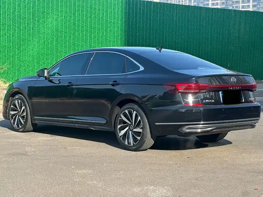 Volkswagen Passat Passat 2022 330TSI Star Elite Edition 2022 — миниатюра 4