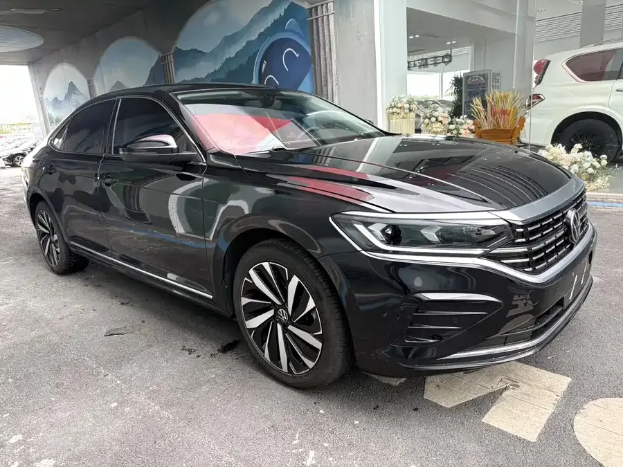 Volkswagen Passat Passat 2023 330TSI Elite Edition 2023 — миниатюра 3