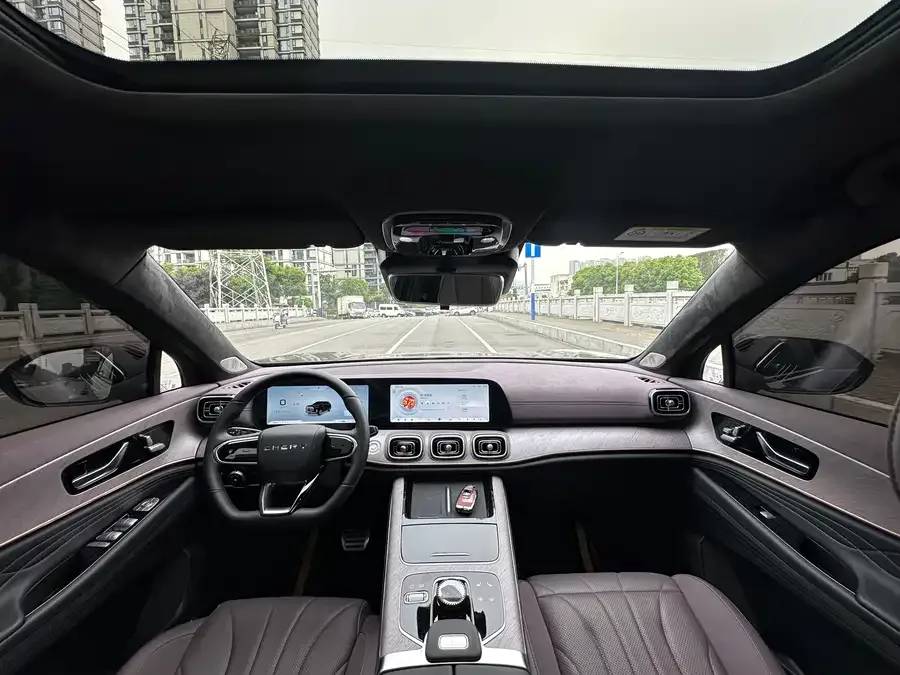 Chery Tiggo 9 Tiggo 9 2025 2.0T dual-clutch 2WD Luxury Edition 5 seats 2026 — миниатюра 5