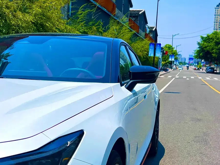 Changan UNI-V Changan UNI-V 2025 third-generation 2.0T JinQing model 2026 — миниатюра 5
