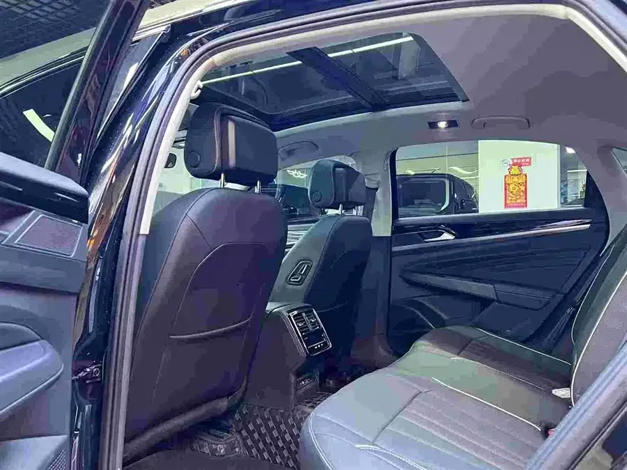 Volkswagen Passat Passat 2024 330TSI Star Elite Edition 2024 — миниатюра 3