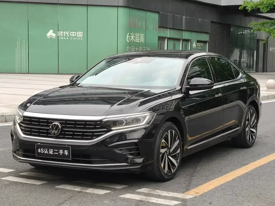 Volkswagen Passat 2024