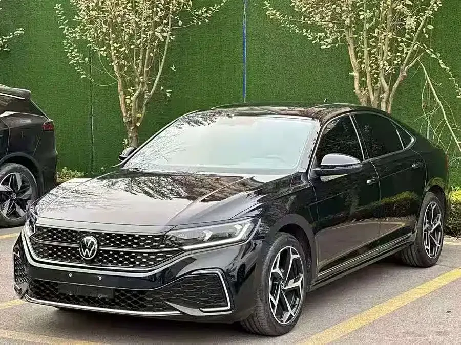Volkswagen Passat Passat 2022 330TSI Star Elite Edition 2022 — фото 1, купить с доставкой в Москву