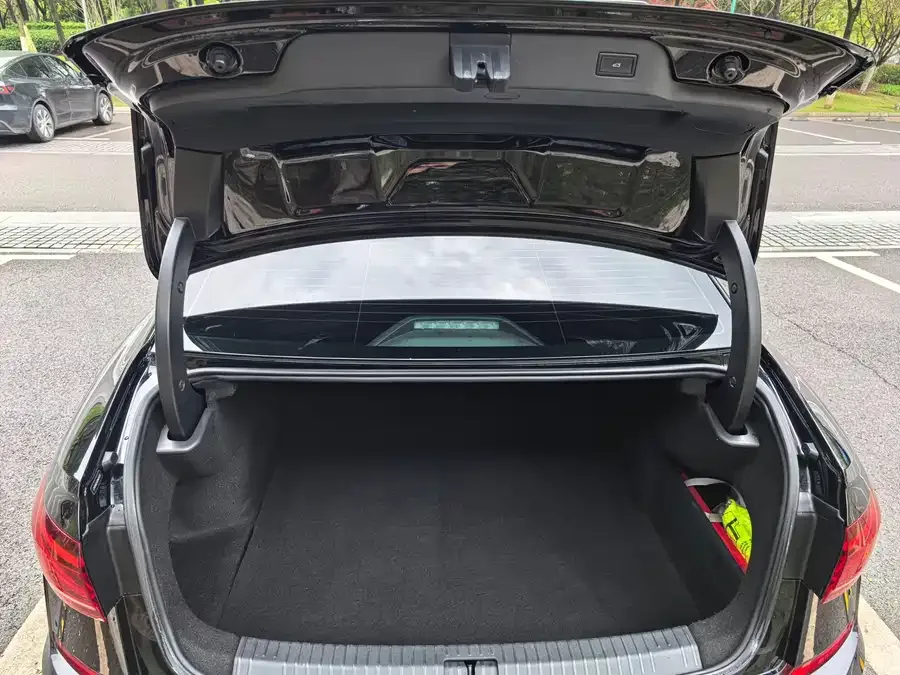Volkswagen Passat Passat 2023 330TSI Deluxe Edition 2023 — миниатюра 3