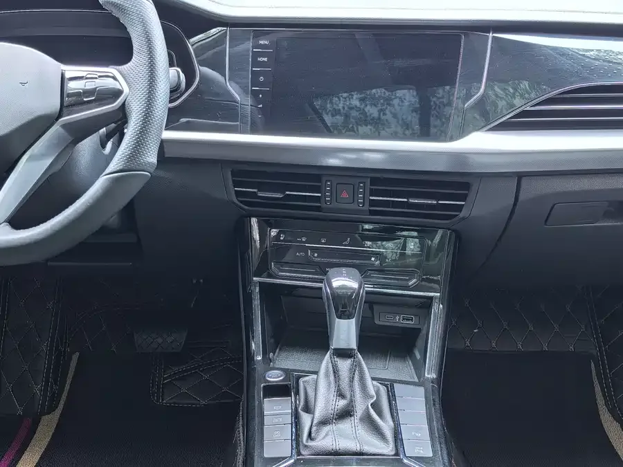 Volkswagen Passat Passat 2023 330TSI Deluxe Edition 2023 — миниатюра 5