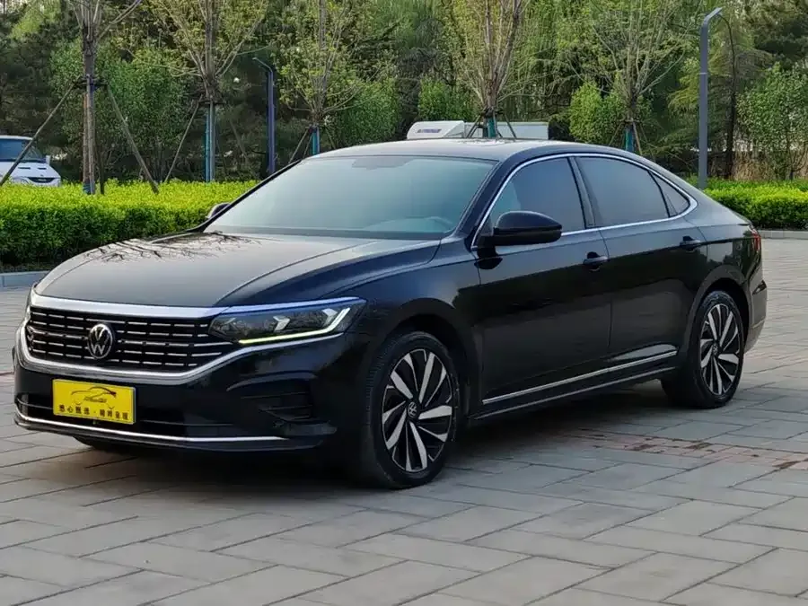 Volkswagen Passat Passat 2022 330TSI Elite Edition 2022 — фото 1, купить с доставкой в Москву