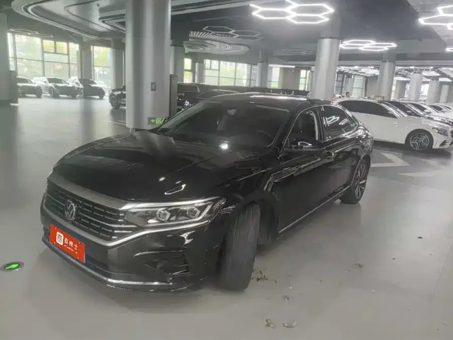 Volkswagen Passat 2024