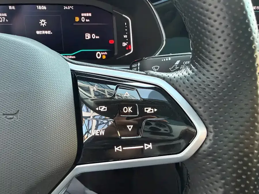 Volkswagen Passat Passat 2022 330TSI Starry Sky Deluxe Edition 2022 — миниатюра 4