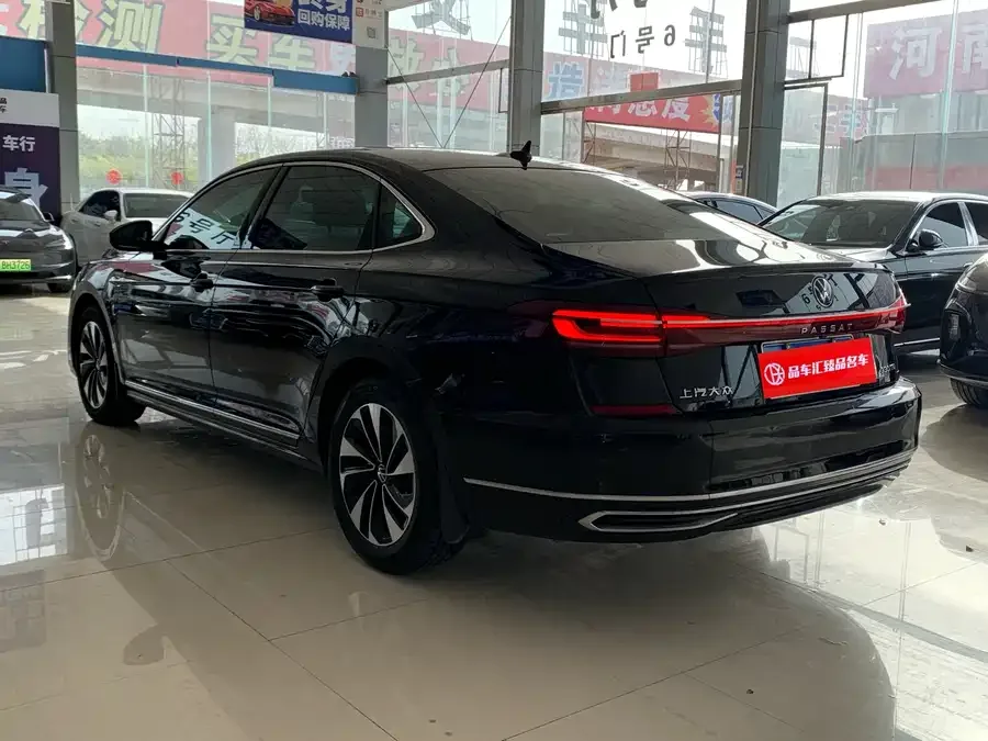 Volkswagen Passat Passat 2023 330TSI Star Elite Edition 2023 — миниатюра 4